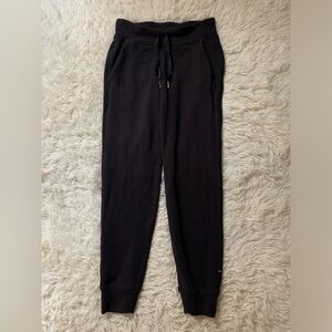Lululemon Ready To Rulu Pant
Black (First Release)